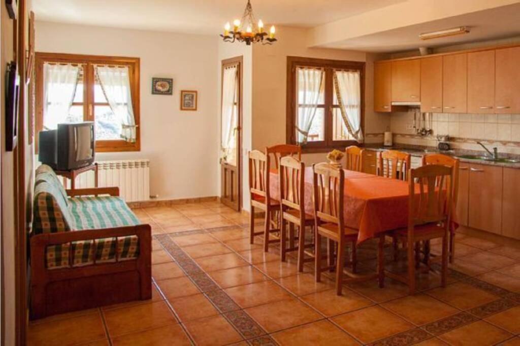 Apartamento San Hipolito Apartment Alquezar Bagian luar foto