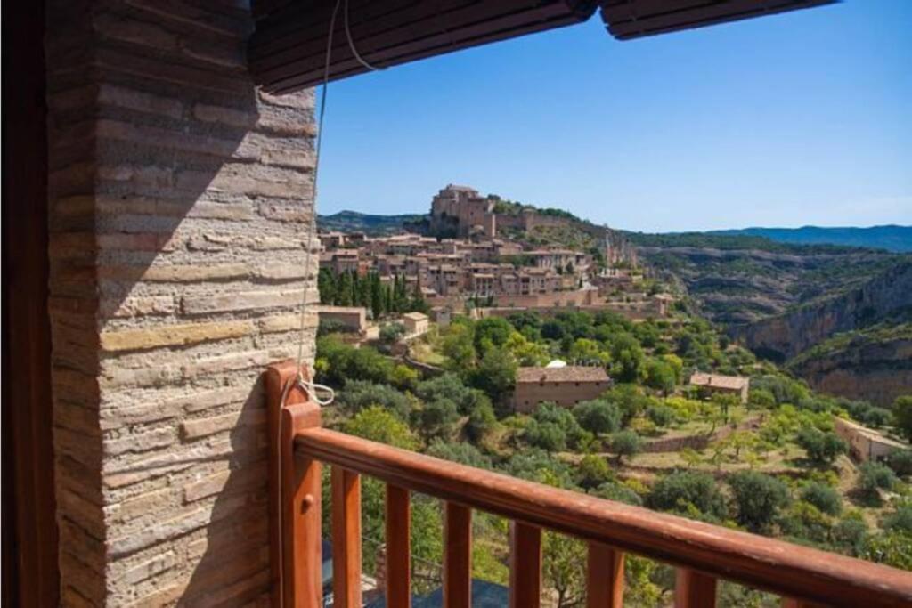 Apartamento San Hipolito Apartment Alquezar Bagian luar foto